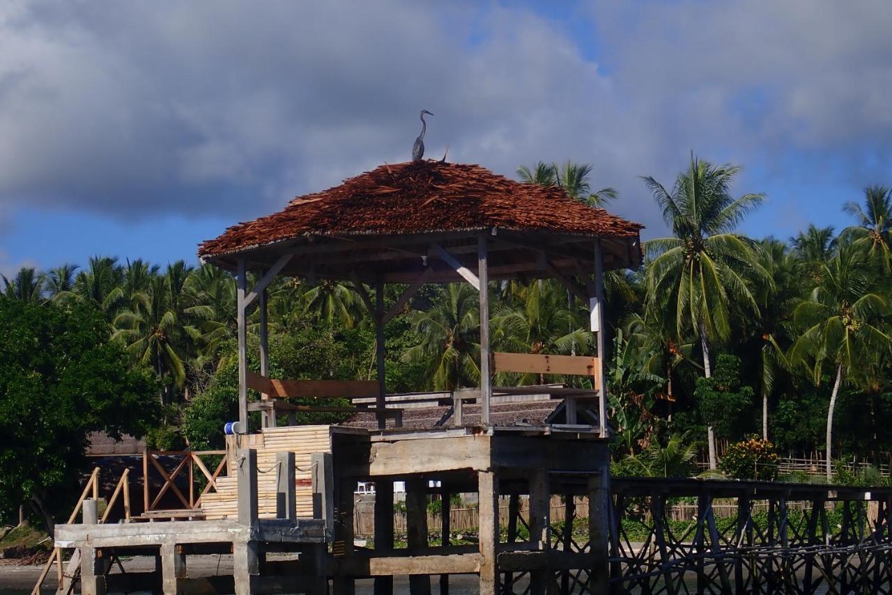 Sanctum Una Una Eco Dive Resort Pulau Unauna Kültér fotó