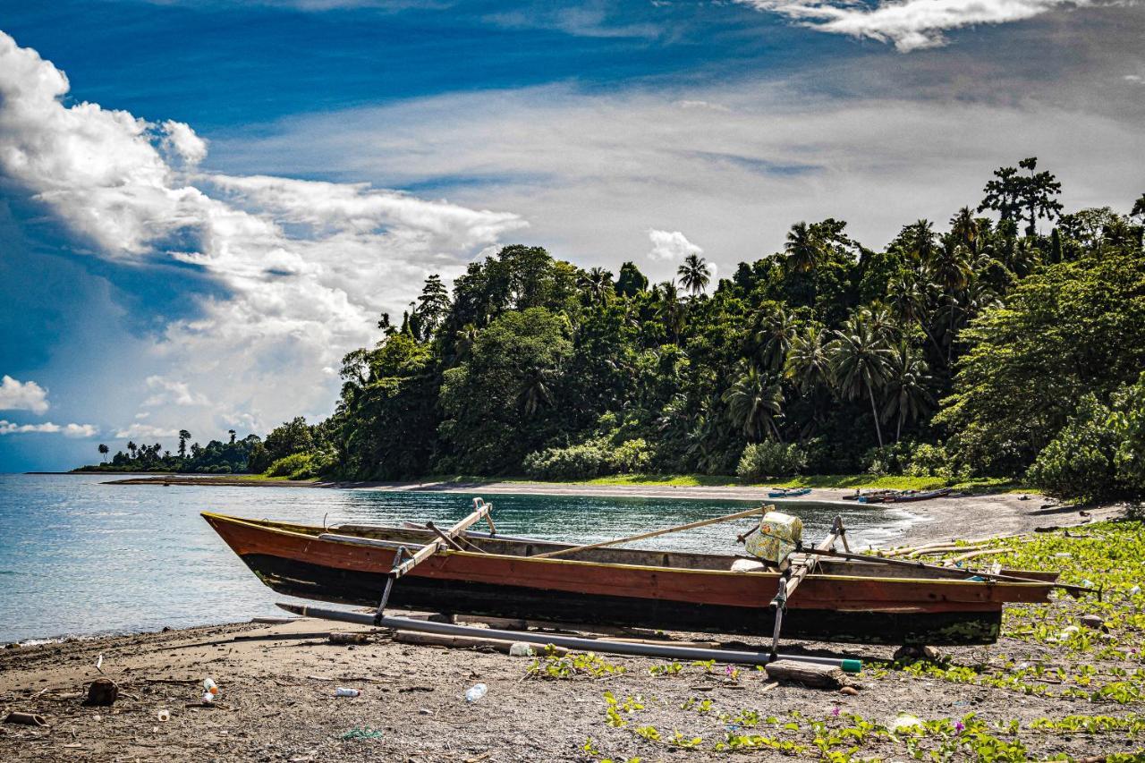 Sanctum Una Una Eco Dive Resort Pulau Unauna Kültér fotó